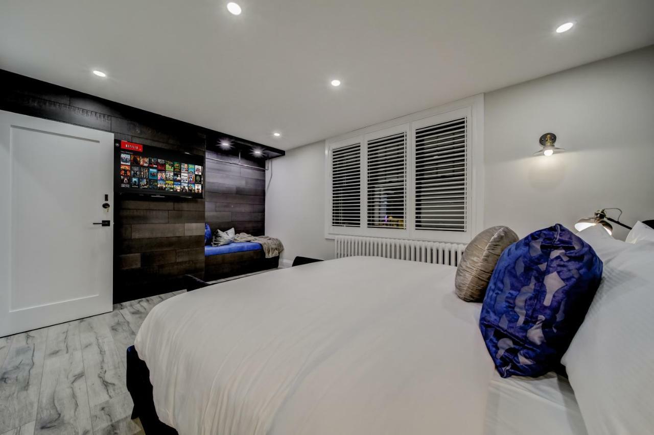 The Westlake Toronto Extérieur photo